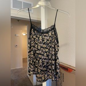 Lace flower tank top